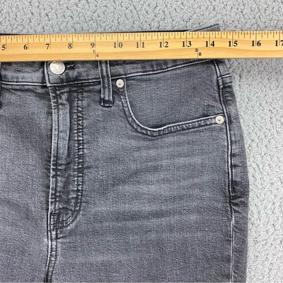 Madewell Women's Slim Demi-Boot Jeans in Hayford Wash Cropped Fit  |   Size:  28 - Picture 10 of 15